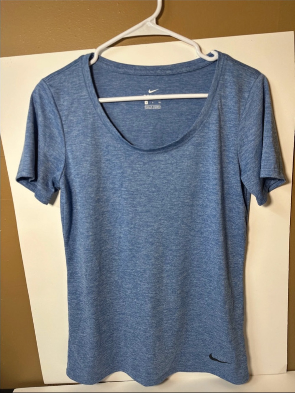 Nike Women’s Heather Blue Scoop Neck Tee